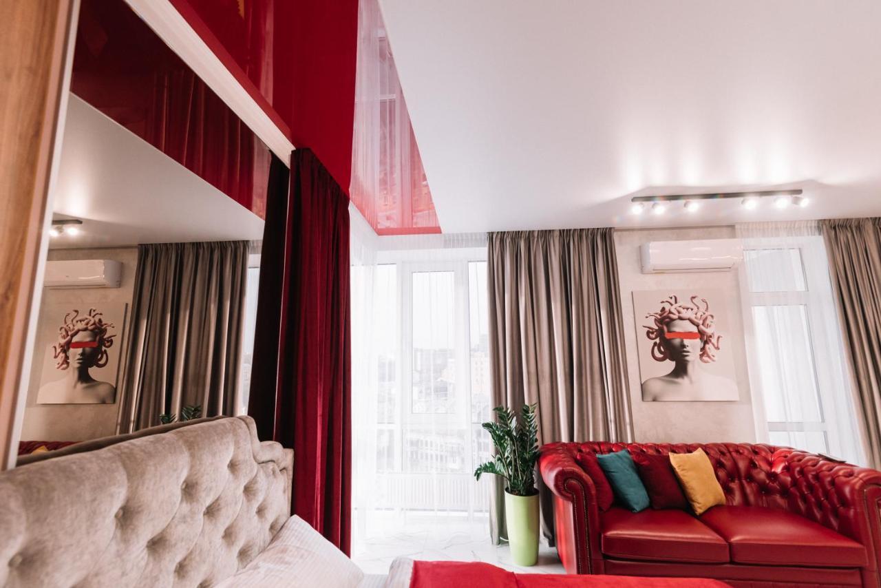 Royal Tower Vip Smart Apartments 4 Kyiv Exterior foto